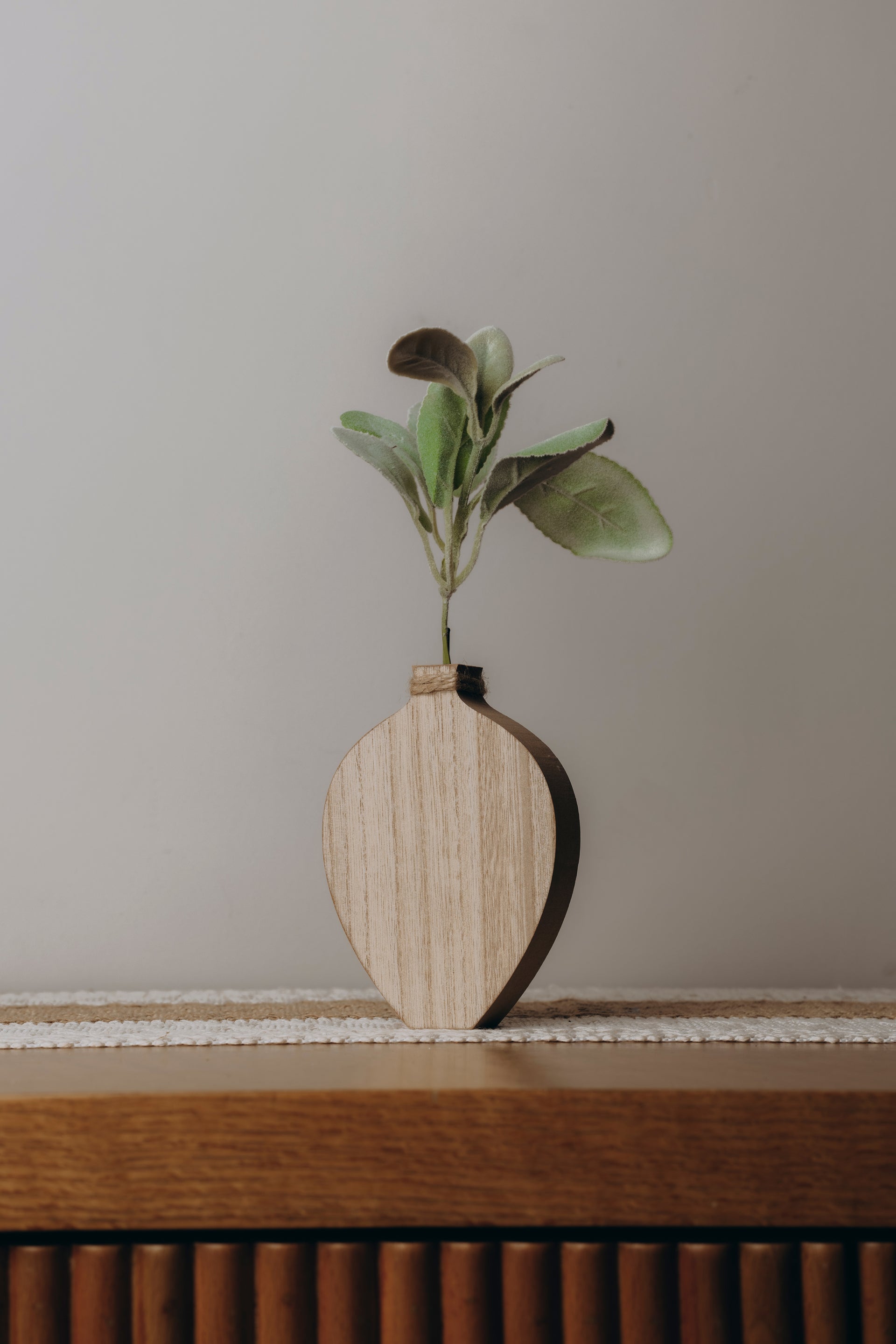 Heartleaf Wooden Vase