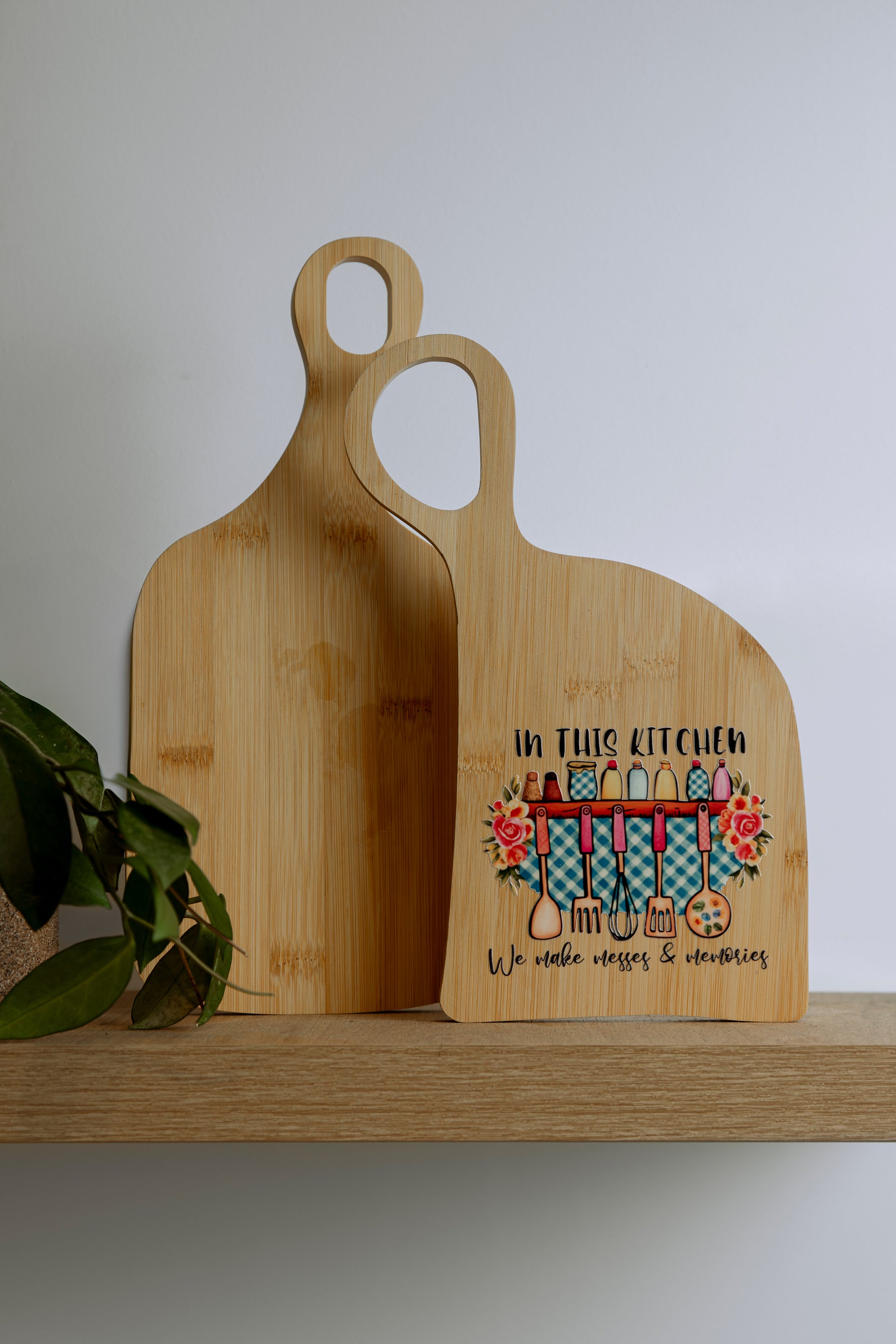 In this Kitchen Board Set