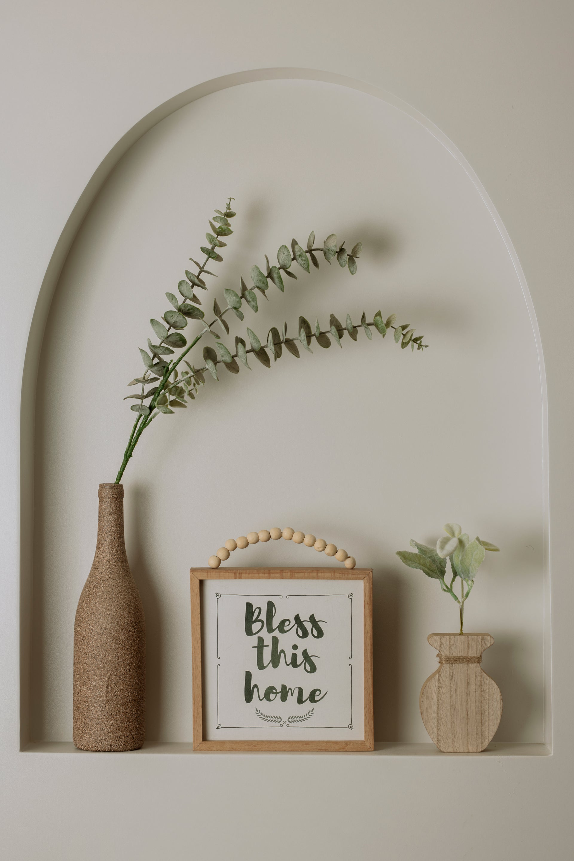 Rounded Bloom Wooden Vase