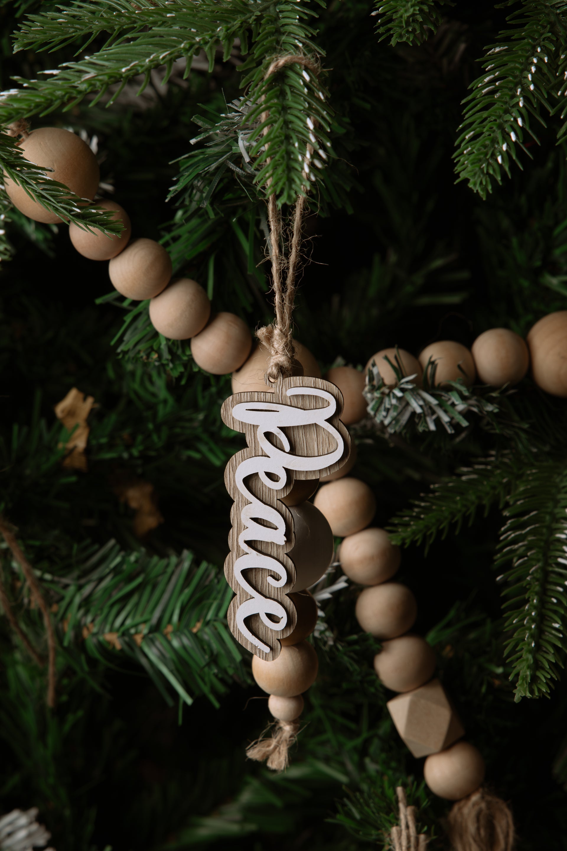 Wooden Peace Calligraphy – Christmas Tree Decor