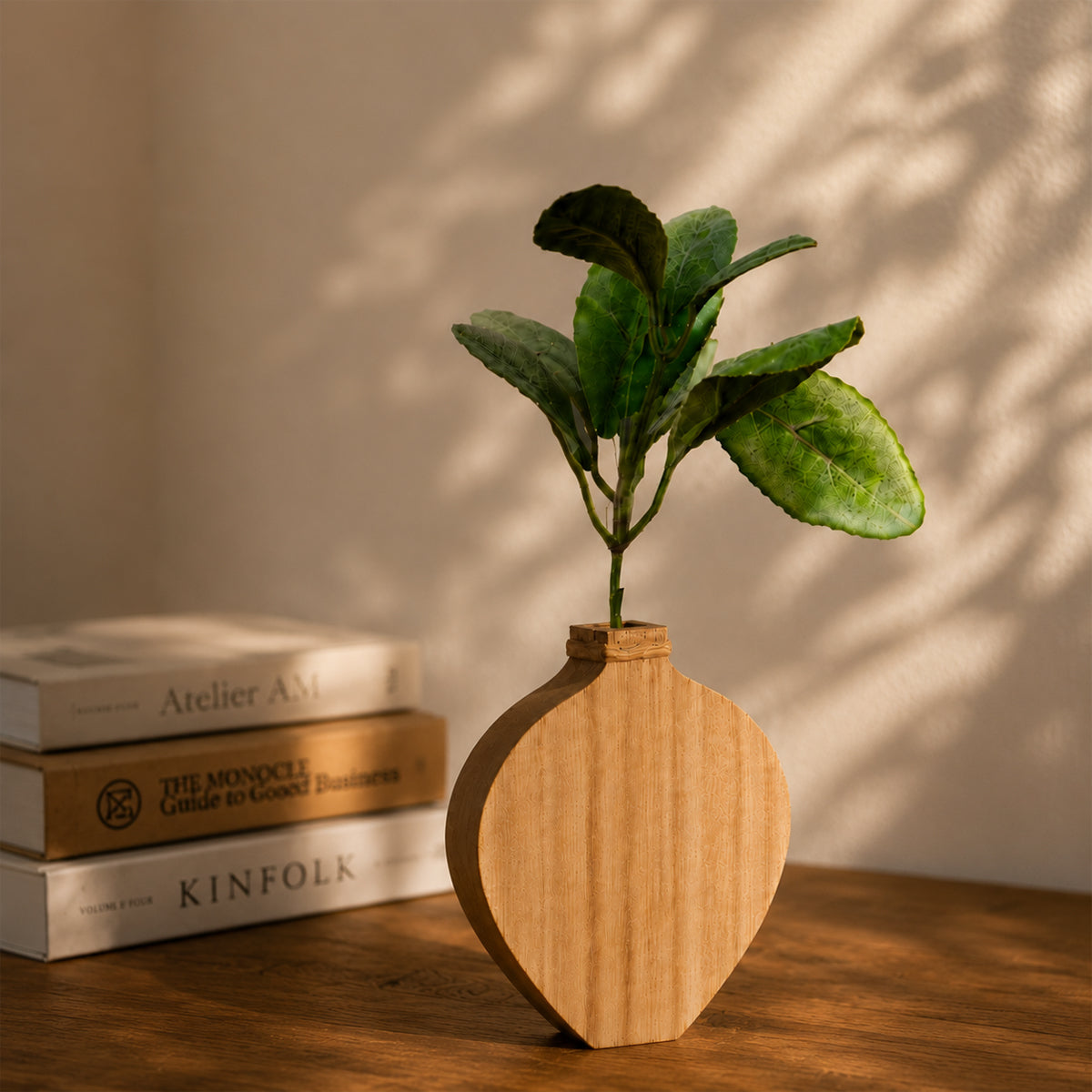 Heartleaf Wooden Vase